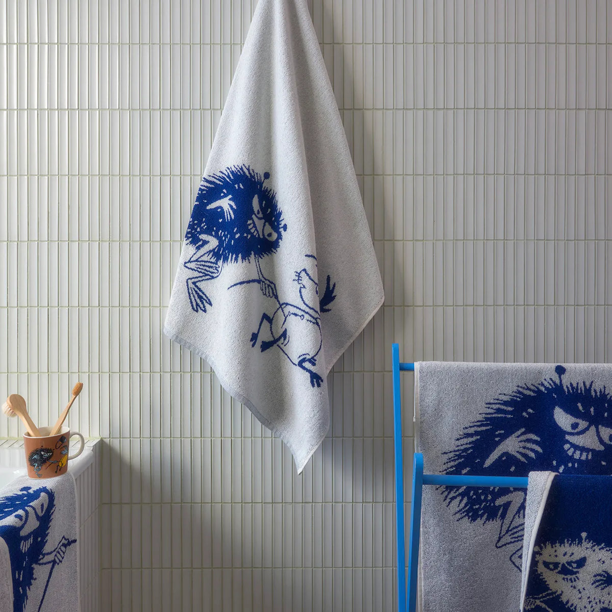 Stinky badehåndkle 70x140 Grå - Moomin Arabia