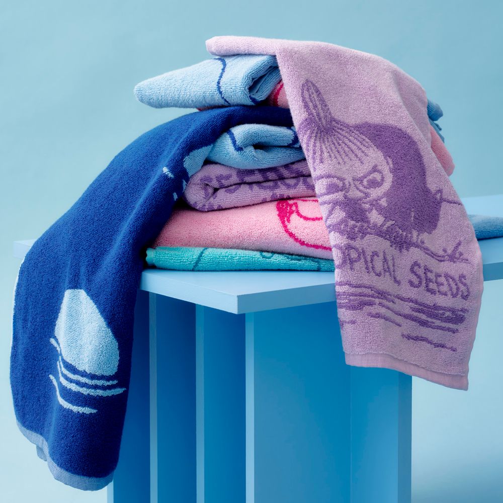 Little My Hand Towel 30x50cm Purple - The Official Moomin Shop