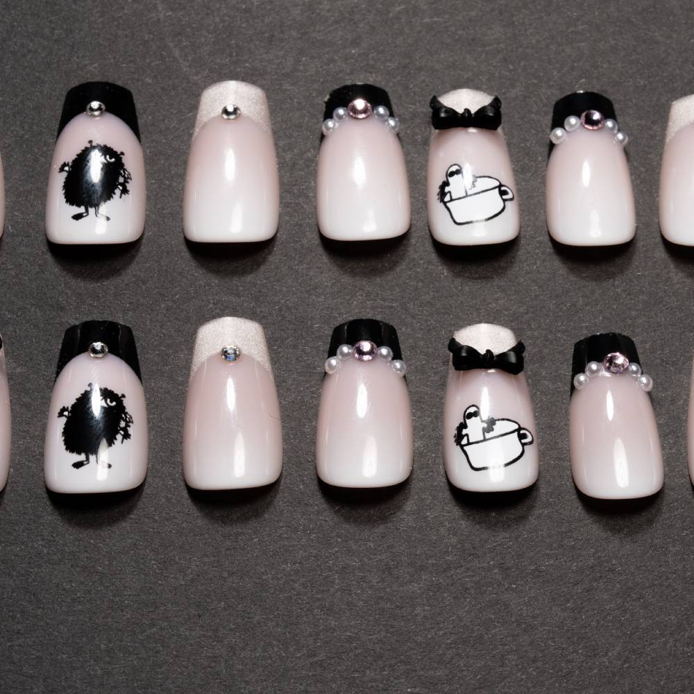 Moomin Press-on Nails Pink - The Official Moomin Shop