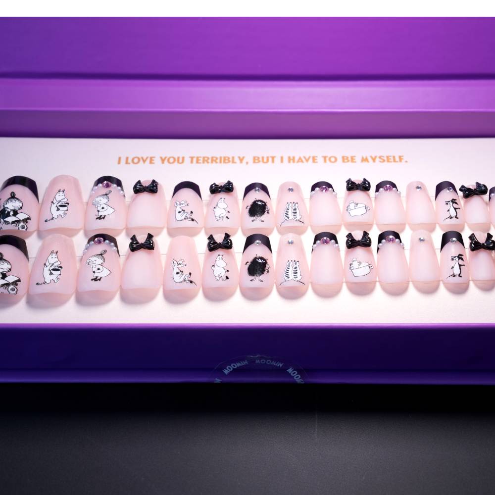 Moomin Press-on Nails Pink - The Official Moomin Shop