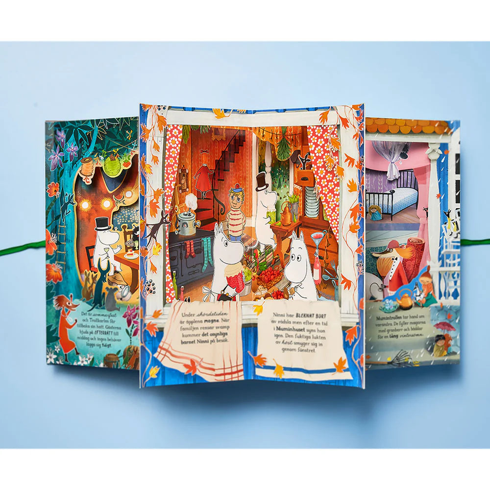 A Year in the Moominhouse - Bok (English)