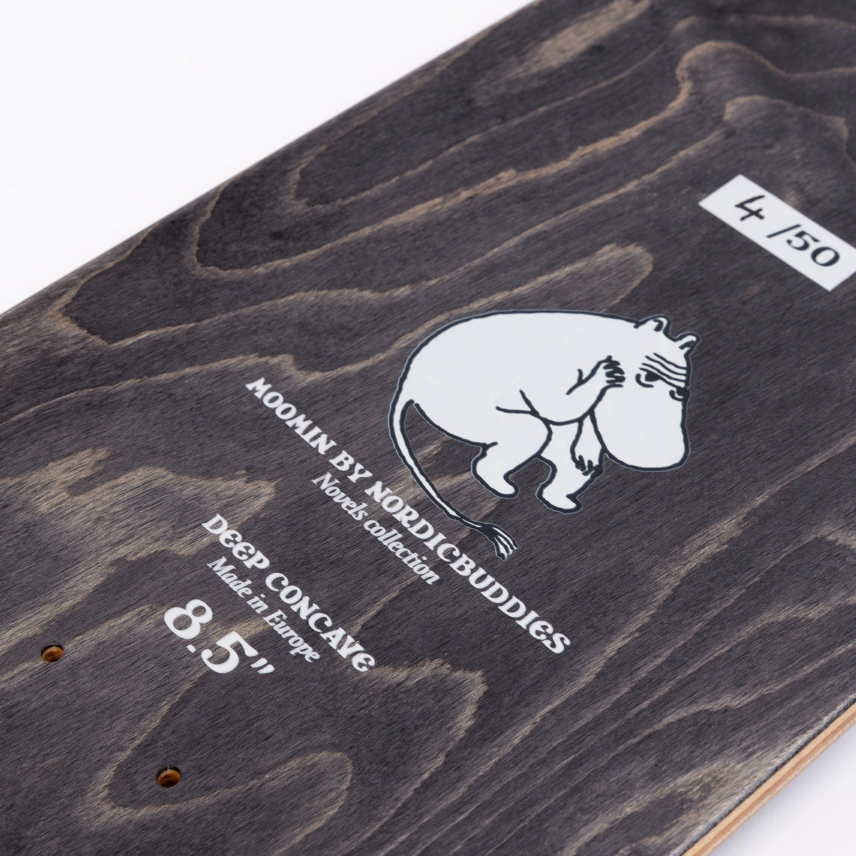 Mummi skateboard by Nordicbuddies - The thinker