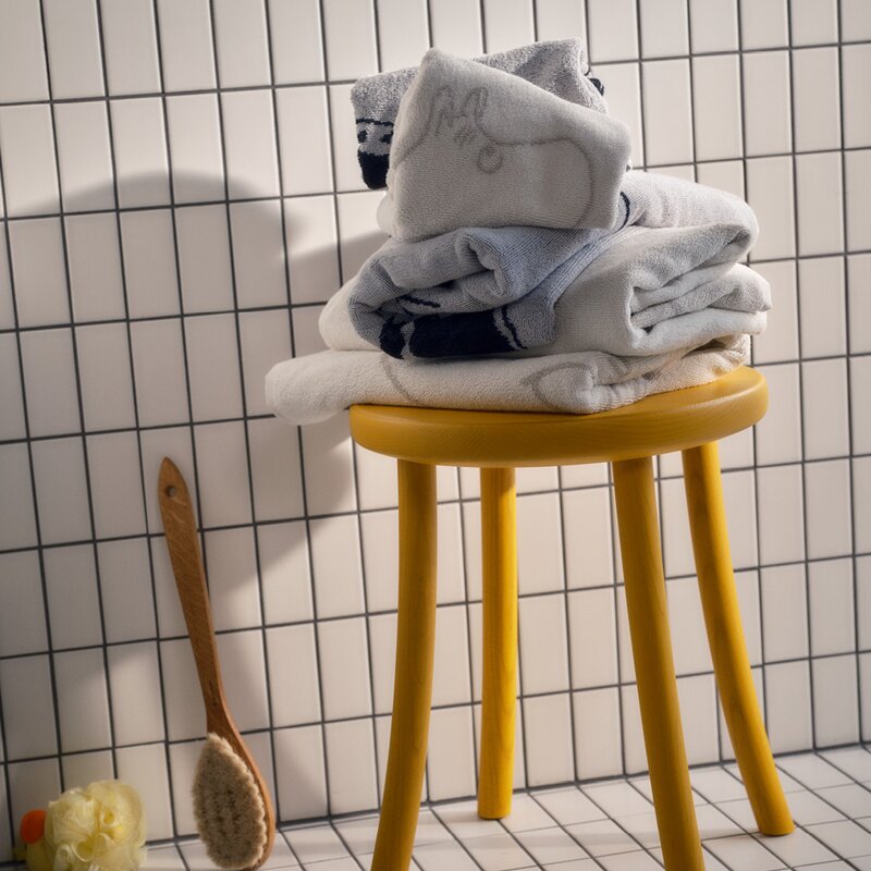 Mummipappa badehåndkle 70x140 Grå - Moomin Arabia